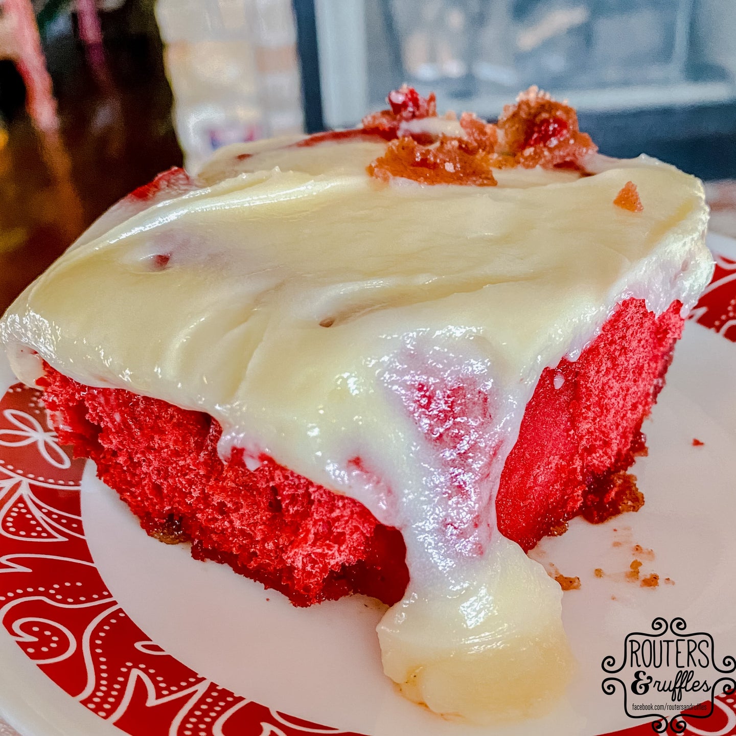 Red Velvet Cinnamon Roll {recipe}