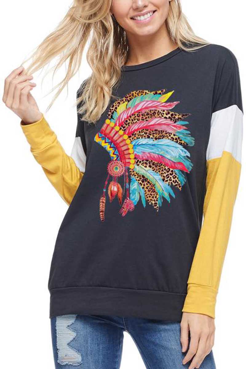 FEATHERS & LEOPARD WARBONNET GRAPHIC TOP